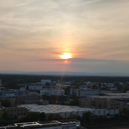 Апартаменти Skyline-Aussicht Und Fantastische Sonnenuntergaenge Ланґен Екстер'єр фото